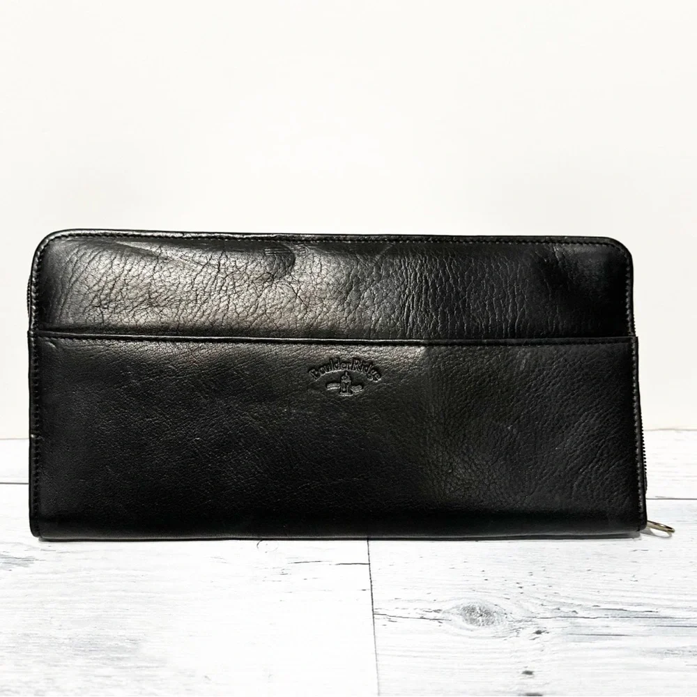 Boulder Ridge leather traveling credit card case.NWT